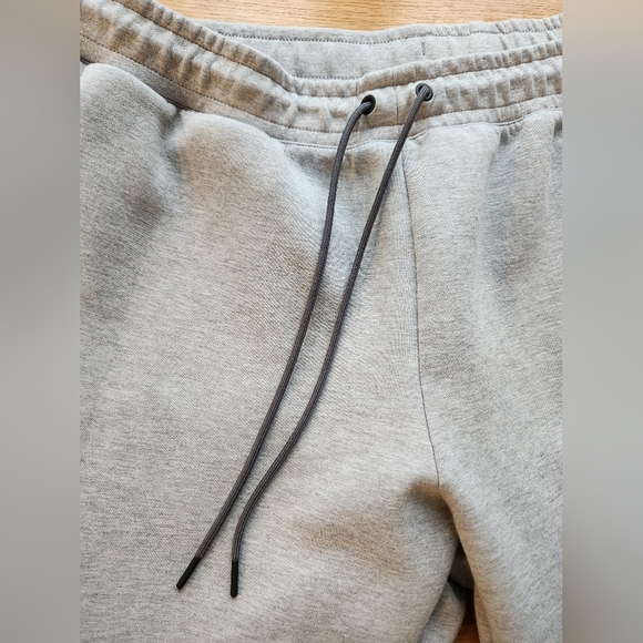 Nike Sportswear Tech Fleece Joggers - Picture 2 of 8